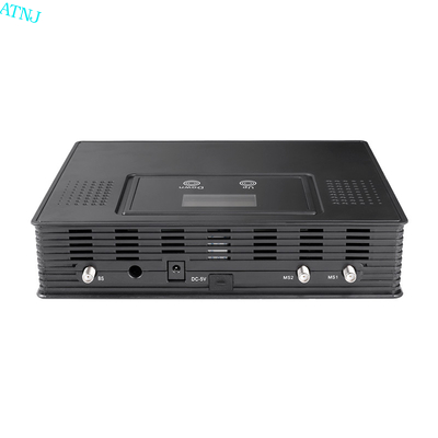 カスタマイズされた3300MHz 3800MHz移動式信号のブスター細胞GSMの中継器